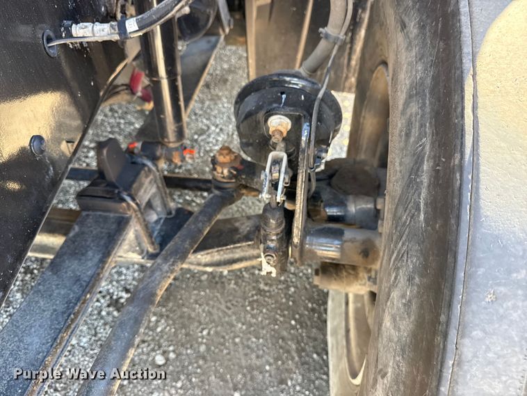 image for item NU9678 2017 Freightliner 114SD toter truck