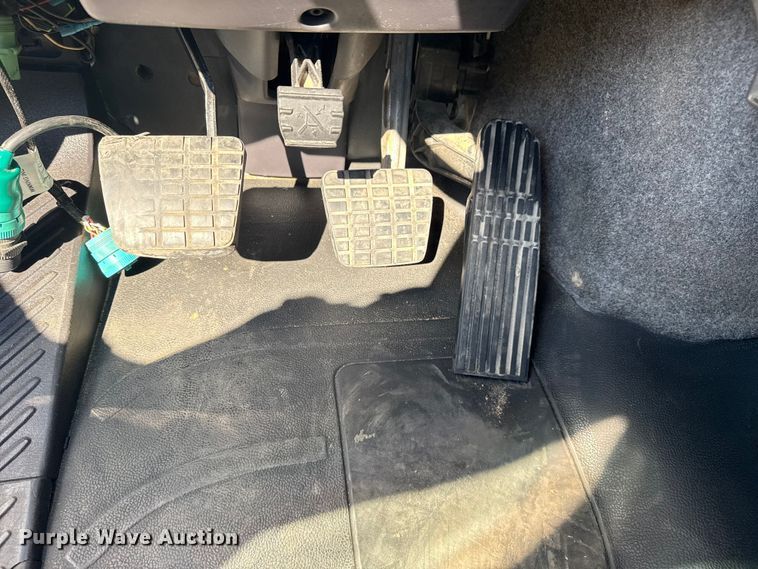 image for item NU9678 2017 Freightliner 114SD toter truck