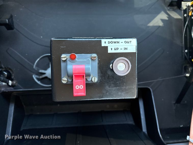 image for item NU9678 2017 Freightliner 114SD toter truck