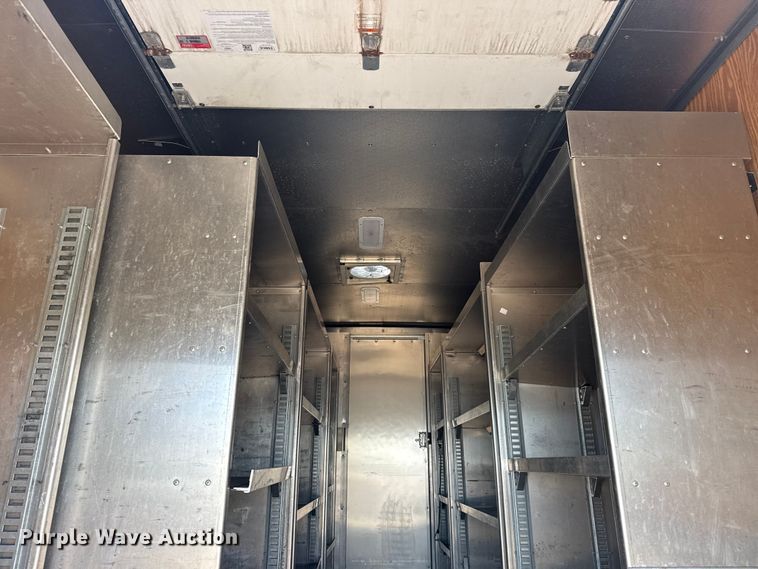 image for item NU9683 2018 Freightliner MT45 delivery truck