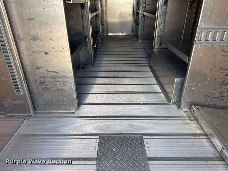 image for item NU9683 2018 Freightliner MT45 delivery truck