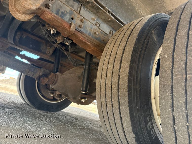 image for item NU9683 2018 Freightliner MT45 delivery truck