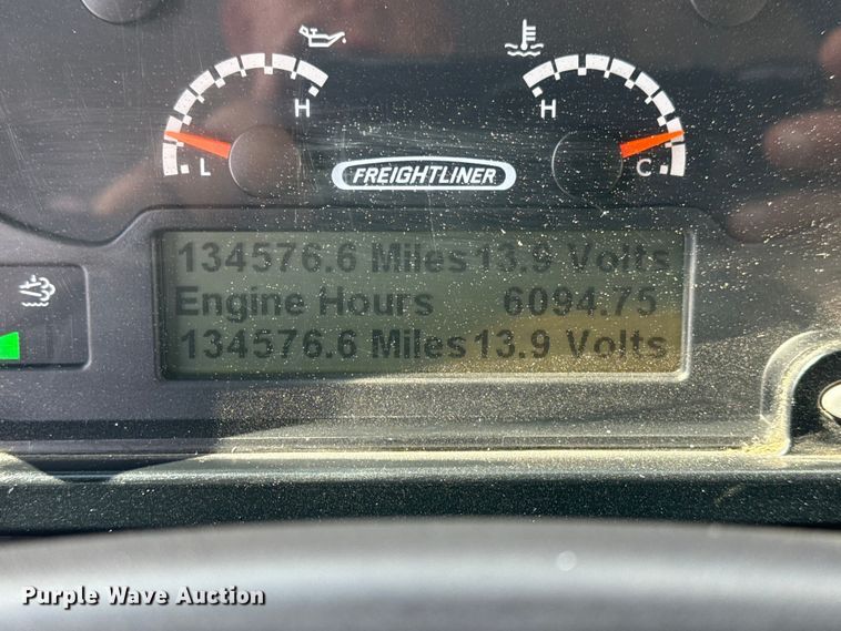 image for item NU9683 2018 Freightliner MT45 delivery truck