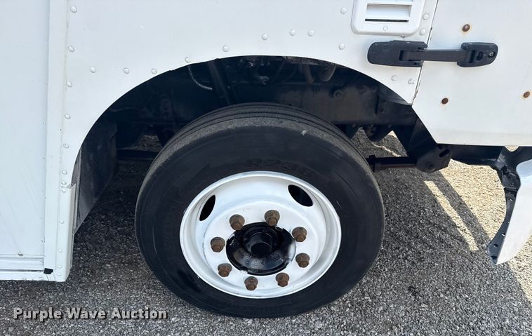 image for item NU9683 2018 Freightliner MT45 delivery truck