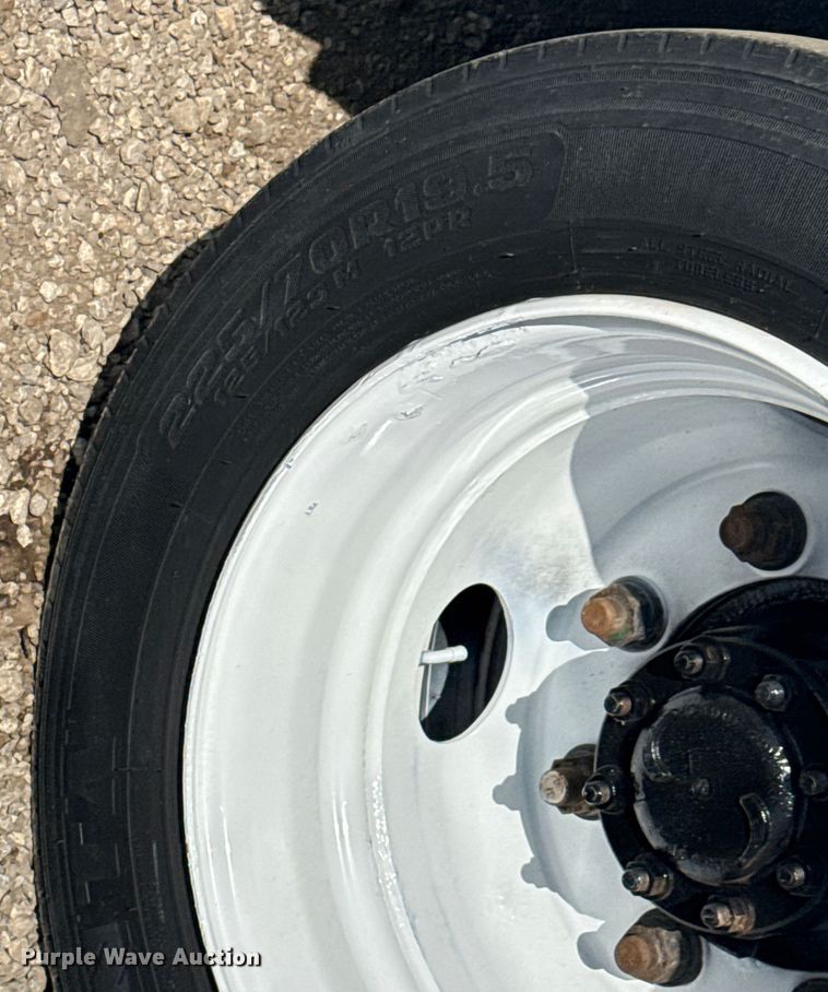 image for item NU9683 2018 Freightliner MT45 delivery truck