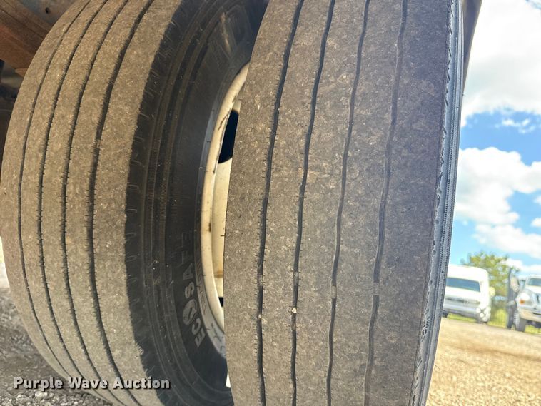 image for item NU9683 2018 Freightliner MT45 delivery truck