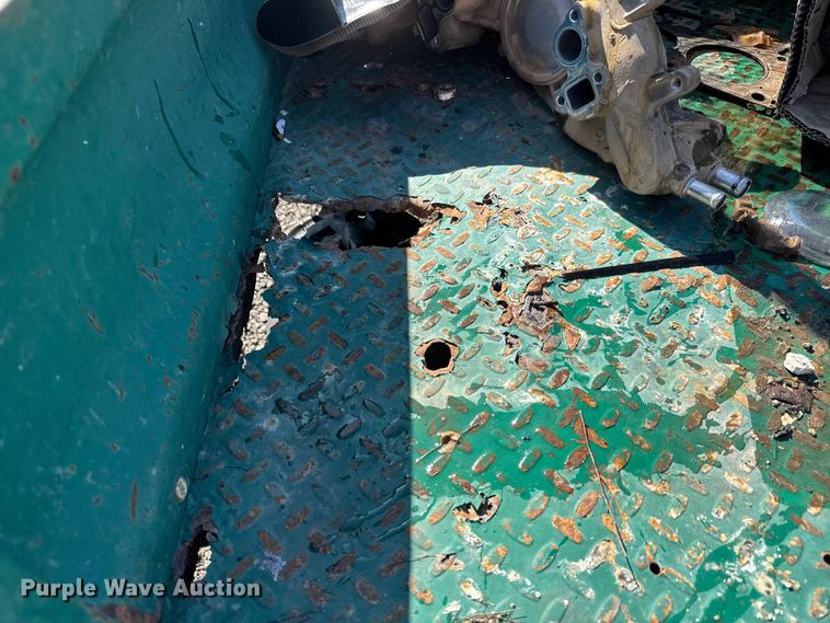 image for item NU9705 2009 Kawasaki Mule 4000 utility vehicle