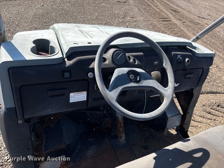 image for item NU9705 2009 Kawasaki Mule 4000 utility vehicle