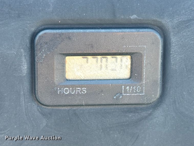 image for item NU9705 2009 Kawasaki Mule 4000 utility vehicle