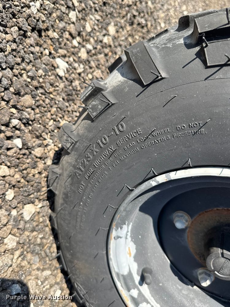 image for item NU9705 2009 Kawasaki Mule 4000 utility vehicle