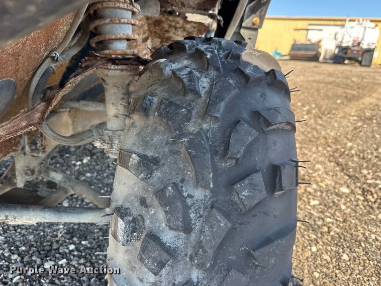 image for item NU9705 2009 Kawasaki Mule 4000 utility vehicle