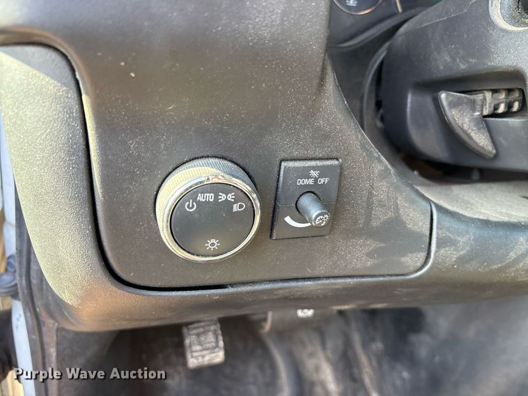 image for item OB9621 2017 Chevrolet Express 2500 van