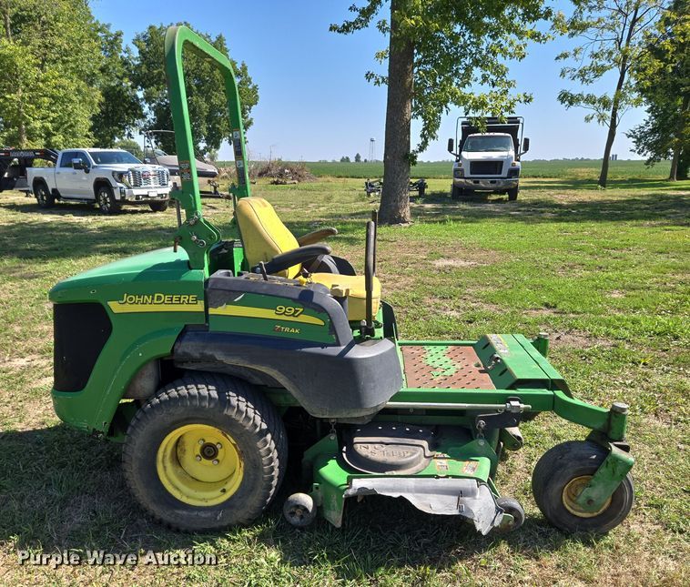 image for item OC9794 2008 John Deere 997 ZTR lawn mower