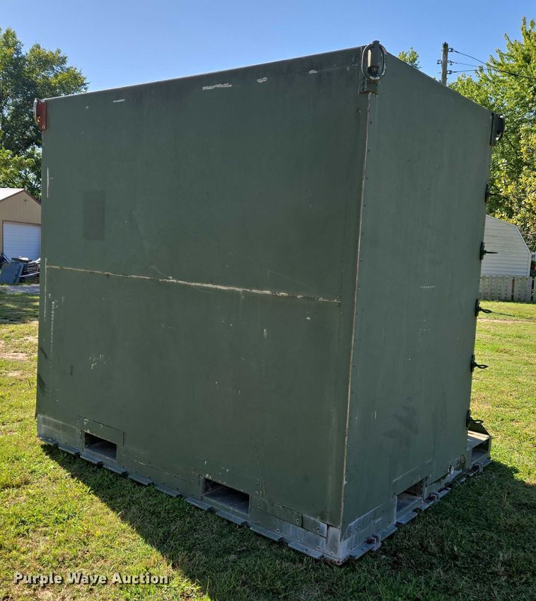 image for item OC9797 2004 AAR Mobility ISU 96RC walk in cooler