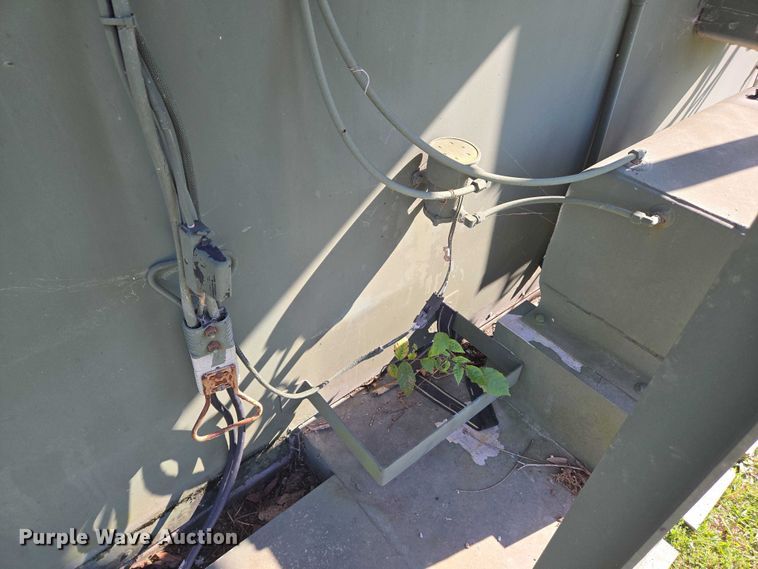 image for item OC9797 2004 AAR Mobility ISU 96RC walk in cooler