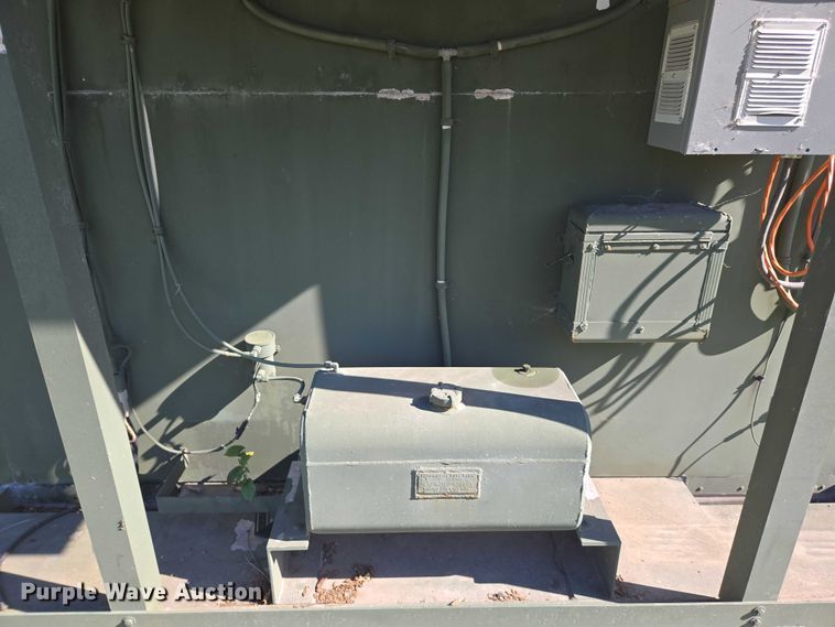 image for item OC9797 2004 AAR Mobility ISU 96RC walk in cooler