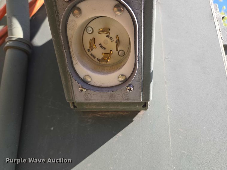 image for item OC9797 2004 AAR Mobility ISU 96RC walk in cooler