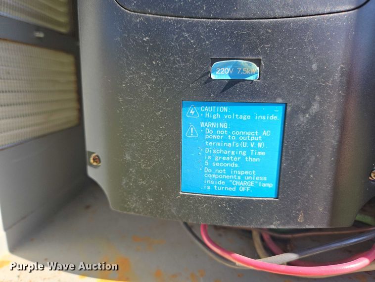 image for item OC9797 2004 AAR Mobility ISU 96RC walk in cooler