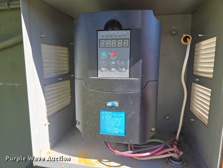 image for item OC9797 2004 AAR Mobility ISU 96RC walk in cooler