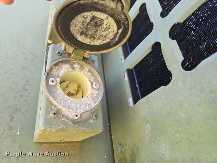 image for item OC9797 2004 AAR Mobility ISU 96RC walk in cooler