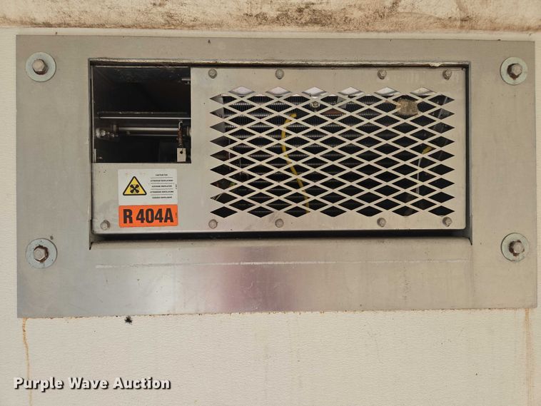 image for item OC9797 2004 AAR Mobility ISU 96RC walk in cooler