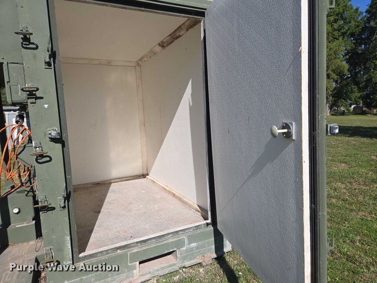 image for item OC9797 2004 AAR Mobility ISU 96RC walk in cooler