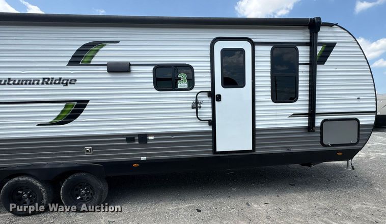 image for item YA0761 2025 StarCraft Autumn Ridge camper