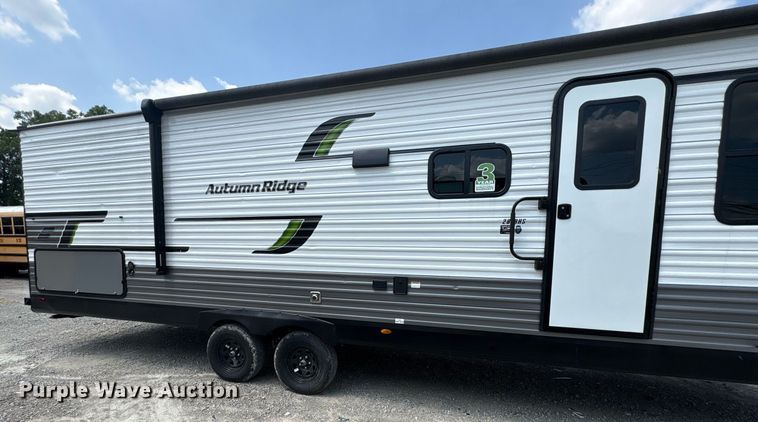 image for item YA0761 2025 StarCraft Autumn Ridge camper