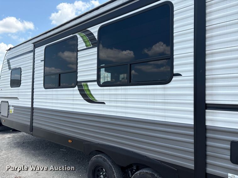 image for item YA0761 2025 StarCraft Autumn Ridge camper