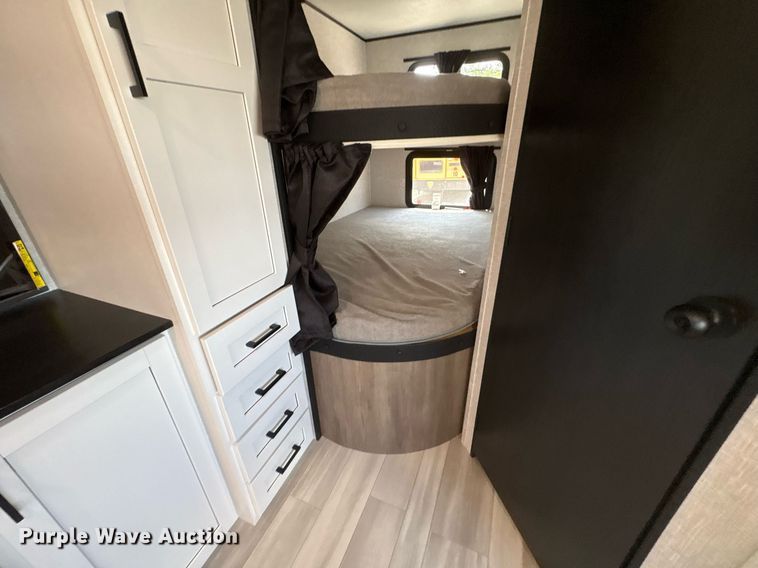 image for item YA0761 2025 StarCraft Autumn Ridge camper