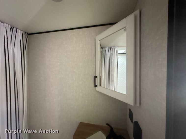 image for item YA0761 2025 StarCraft Autumn Ridge camper