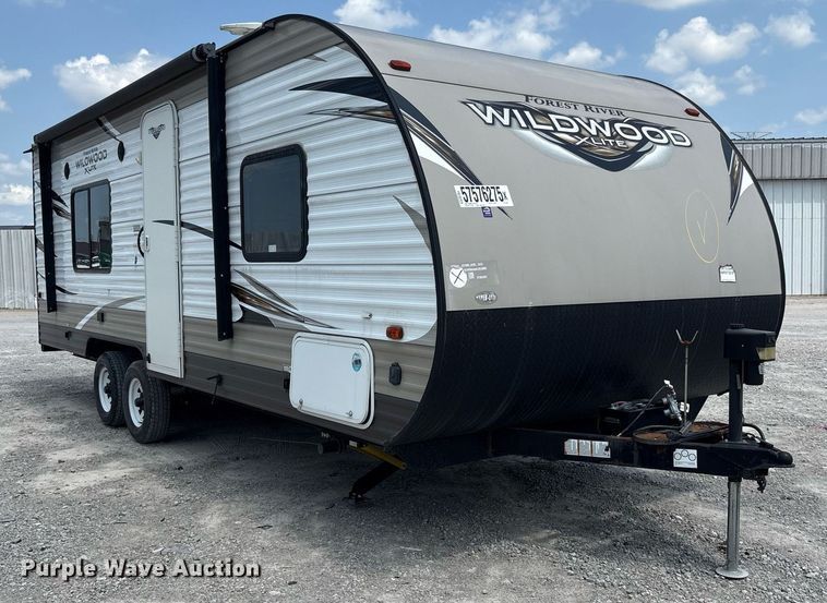 image for item YA0764 2019 Forest River Wildwood camper
