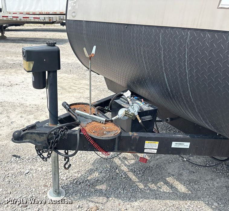 image for item YA0764 2019 Forest River Wildwood camper