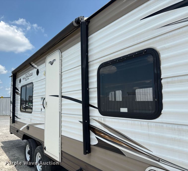 image for item YA0764 2019 Forest River Wildwood camper