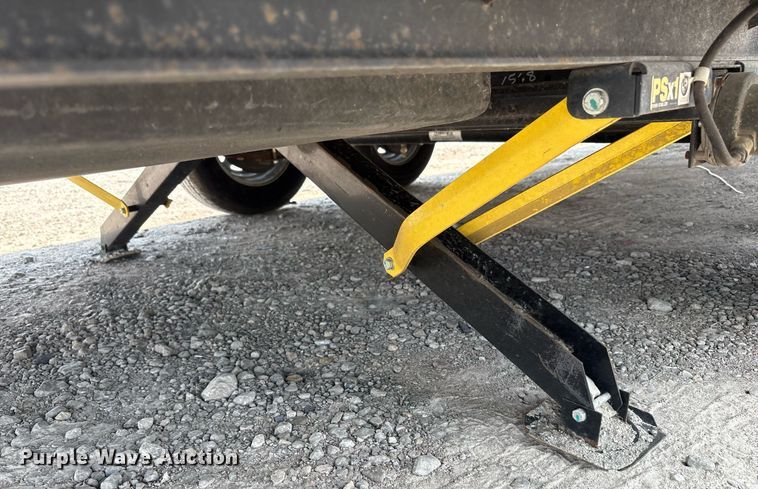 image for item YA0764 2019 Forest River Wildwood camper