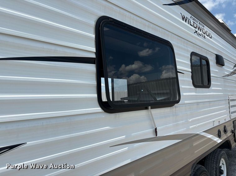 image for item YA0764 2019 Forest River Wildwood camper