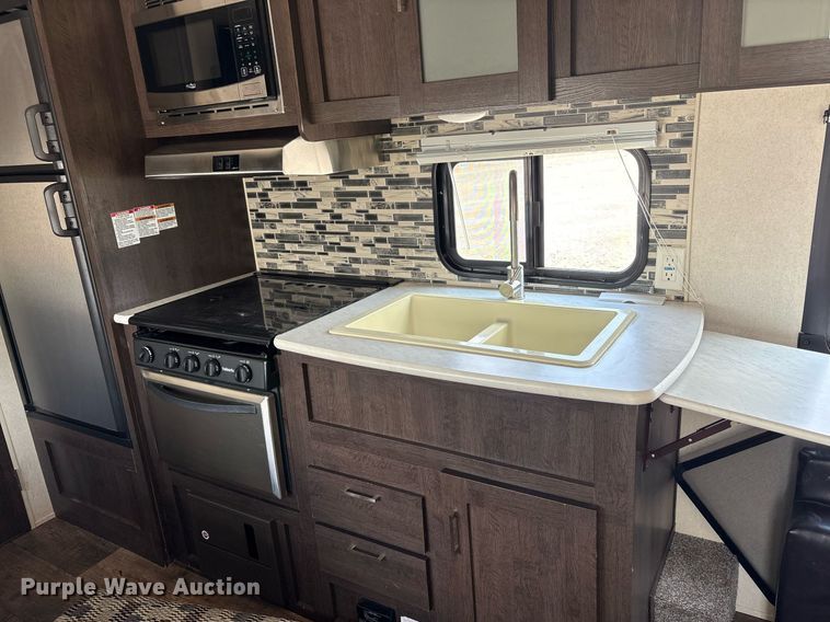 image for item YA0764 2019 Forest River Wildwood camper