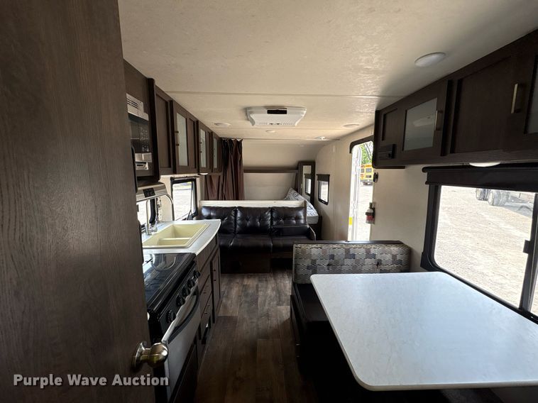 image for item YA0764 2019 Forest River Wildwood camper