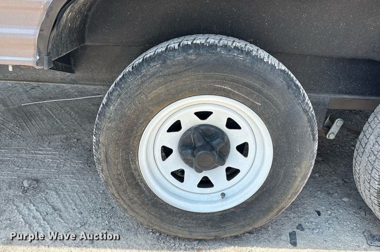 image for item YA0764 2019 Forest River Wildwood camper