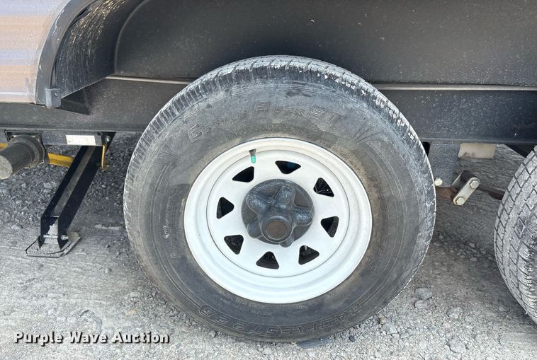 image for item YA0764 2019 Forest River Wildwood camper