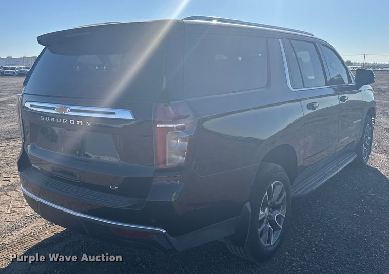 image for item YA0942 2023 Chevrolet Suburban SUV