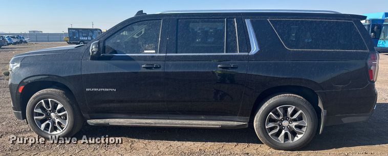 image for item YA0942 2023 Chevrolet Suburban SUV