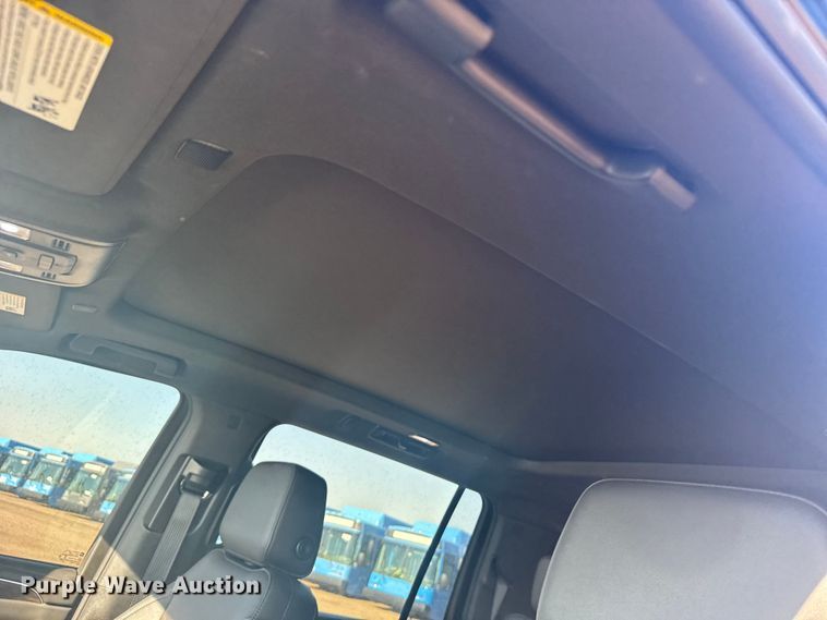 image for item YA0942 2023 Chevrolet Suburban SUV