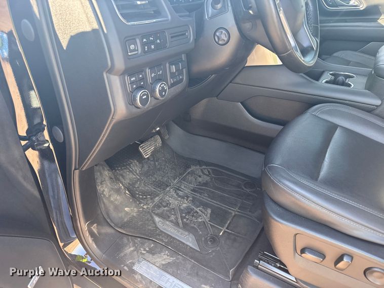 image for item YA0942 2023 Chevrolet Suburban SUV