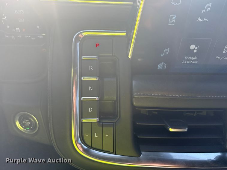 image for item YA0942 2023 Chevrolet Suburban SUV