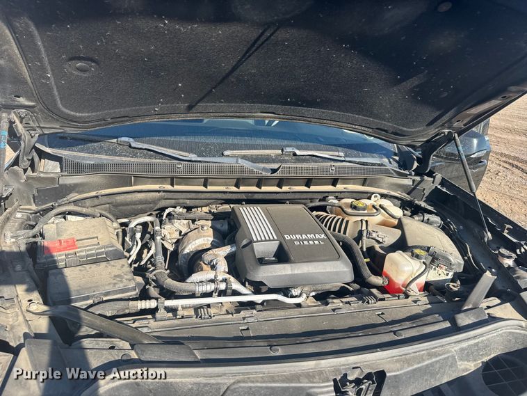 image for item YA0942 2023 Chevrolet Suburban SUV