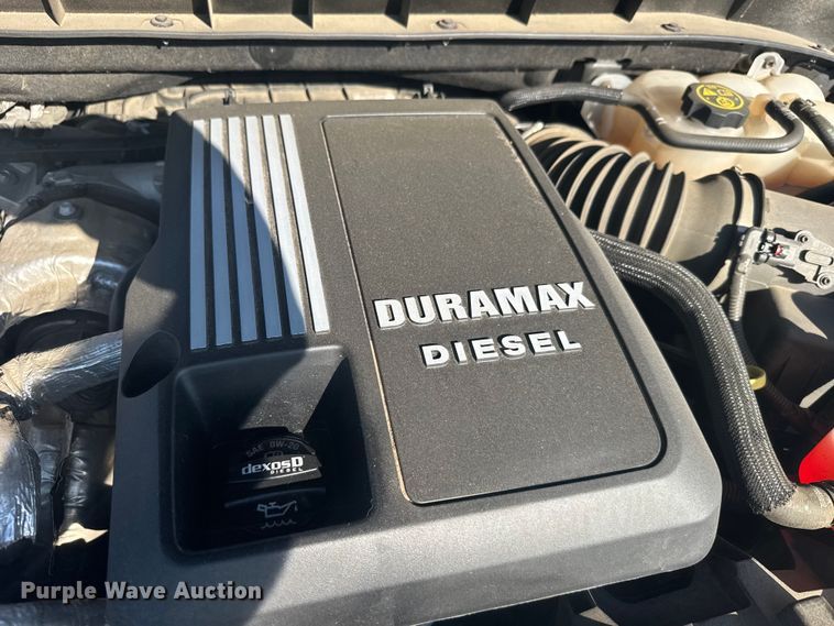 image for item YA0942 2023 Chevrolet Suburban SUV