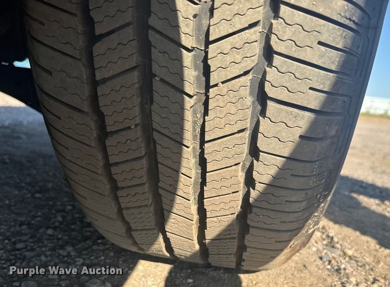 image for item YA0942 2023 Chevrolet Suburban SUV