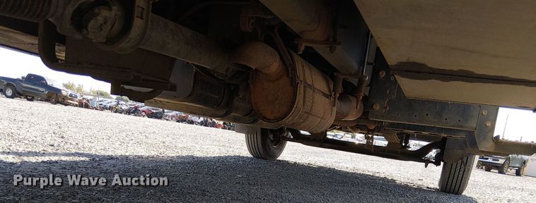 image for item YA1108 2013 Ford F650 Super Duty chipper truck