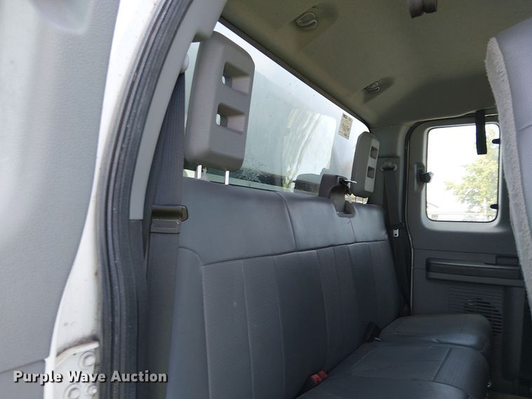 image for item YA1108 2013 Ford F650 Super Duty chipper truck